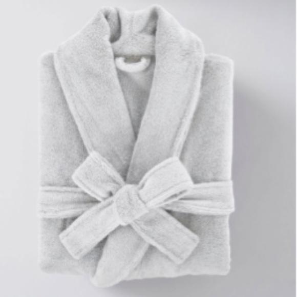 Pottery Barn Teen Robe - Picture 1 of 12
